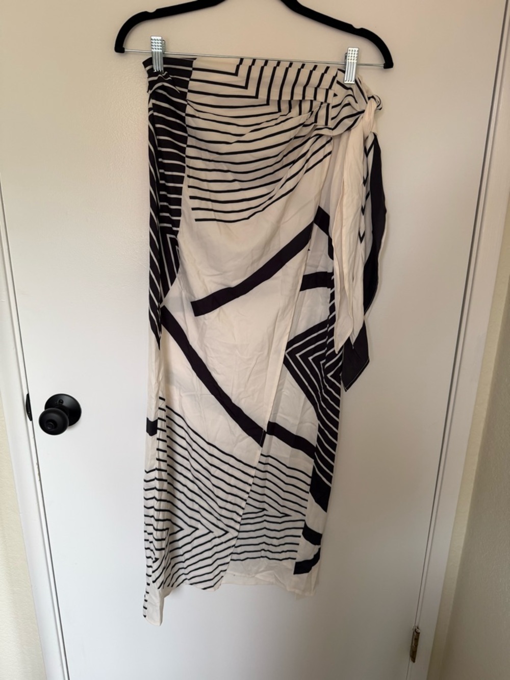 NWT Commense Print Wrap Skirt – S (From Set, Skirt Only) - Picture 6 of 7